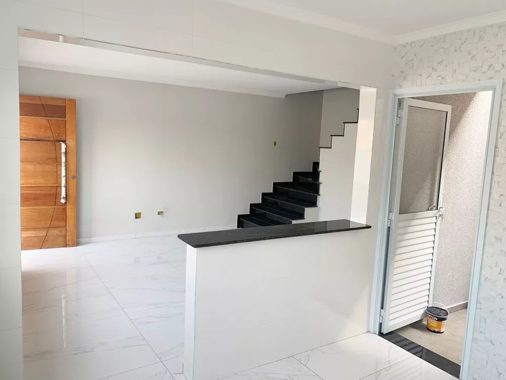 Sobrado à venda com 2 quartos, 73m² - Foto 2