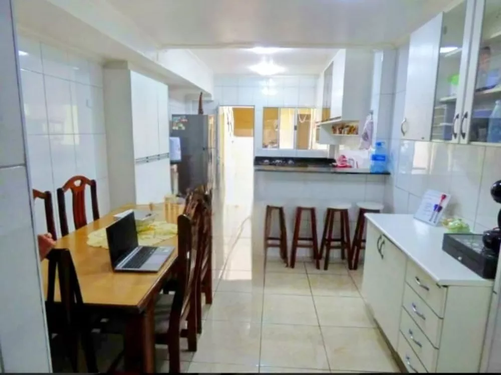 Sobrado à venda com 3 quartos, 120m² - Foto 3