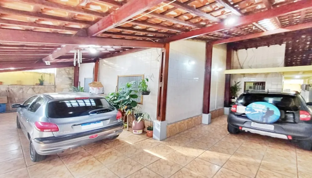Casa, 3 quartos, 250 m² - Foto 8