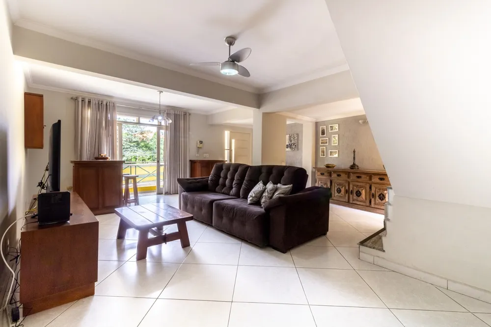 Sobrado, 3 quartos, 200 m² - Foto 2