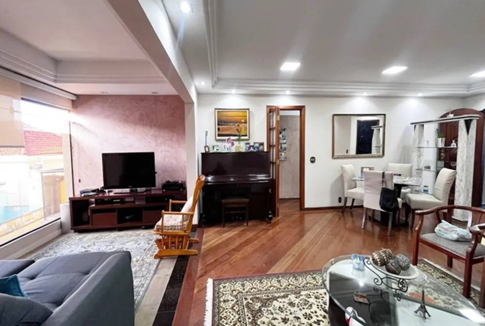 Sobrado, 3 quartos, 279 m² - Foto 1
