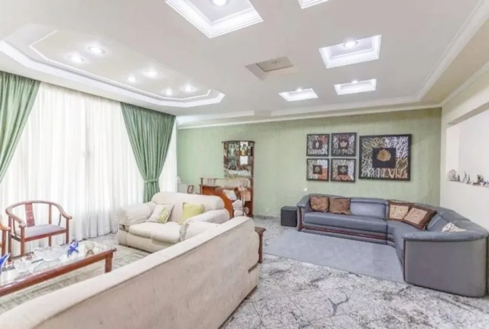Casa, 4 quartos, 650 m² - Foto 1