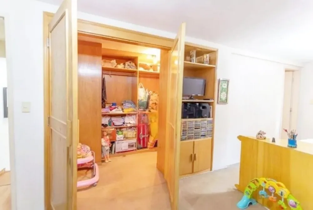 Casa, 4 quartos, 650 m² - Foto 2