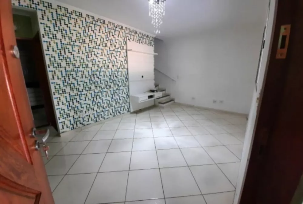 Sobrado à venda com 2 quartos, 90m² - Foto 2