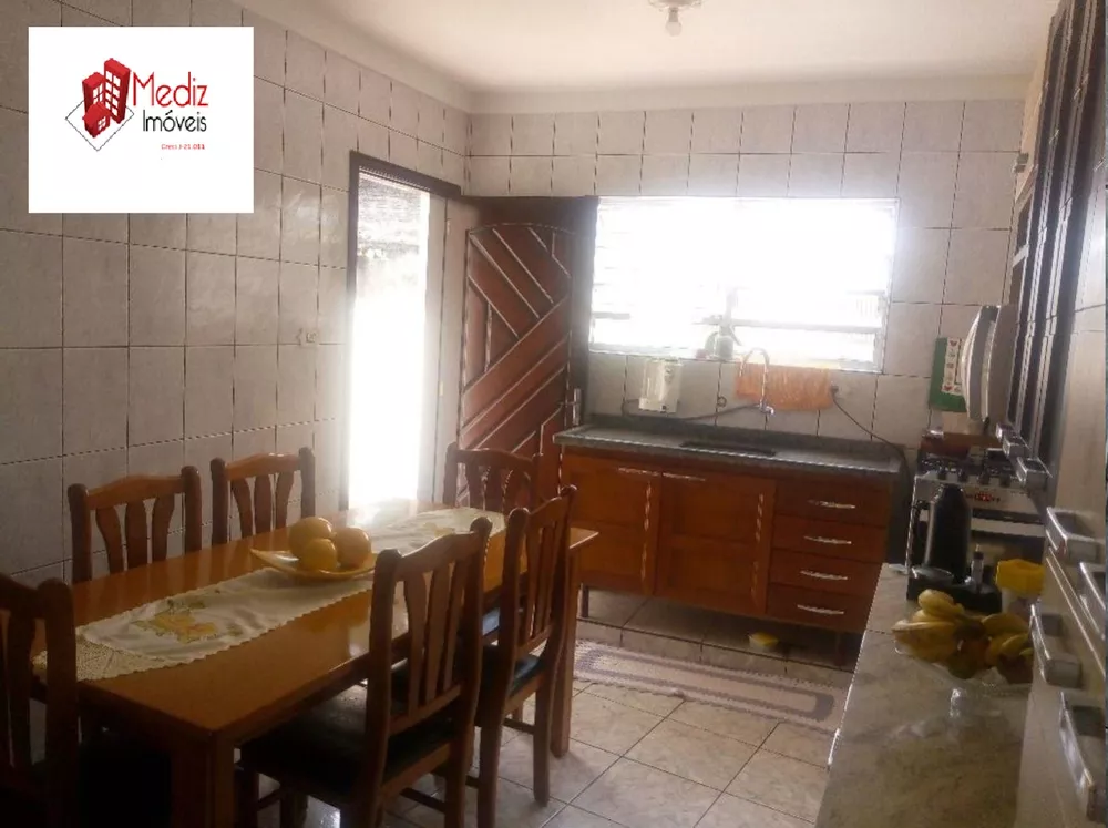 Sobrado à venda com 3 quartos, 160m² - Foto 4