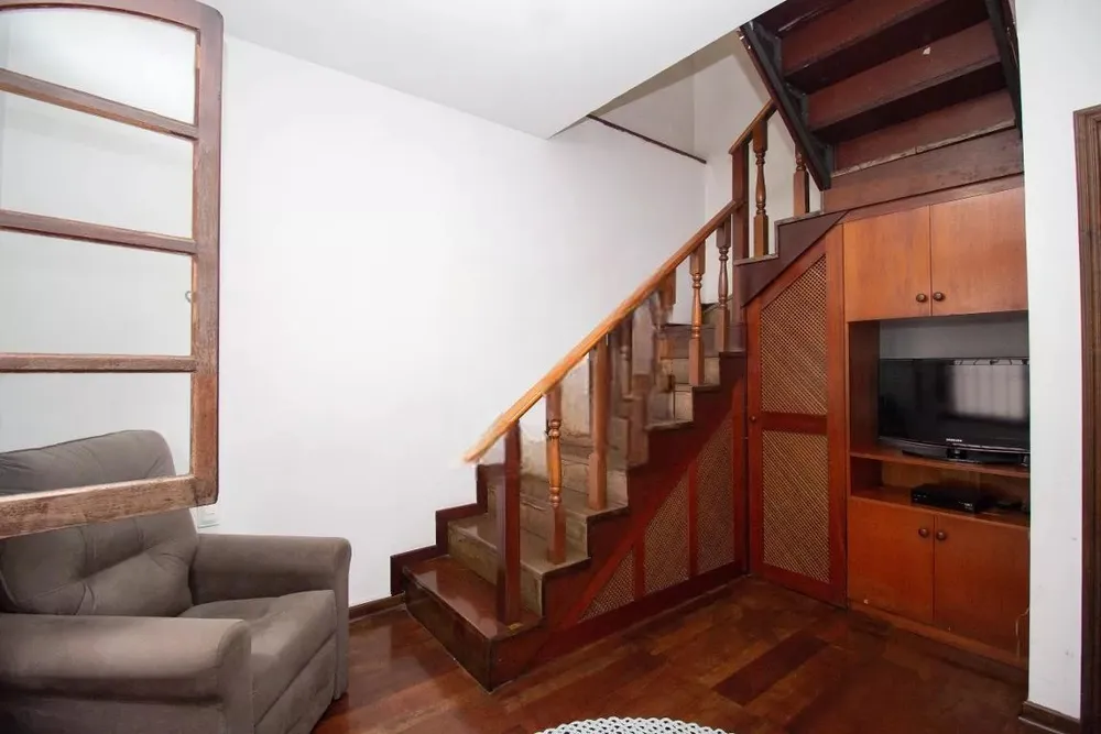 Casa, 4 quartos, 258 m² - Foto 3