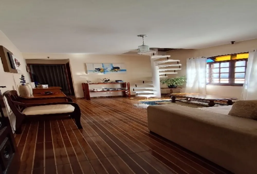 Casa, 3 quartos, 187 m² - Foto 2