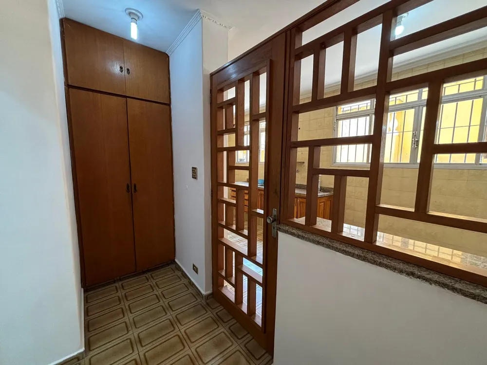 Sobrado, 3 quartos, 209 m² - Foto 2
