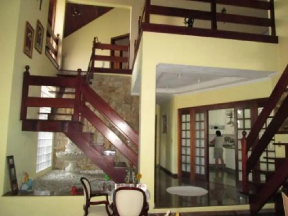 Sobrado, 3 quartos, 430 m² - Foto 1