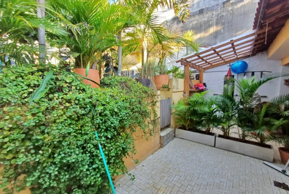 Casa, 2 quartos, 250 m² - Foto 1