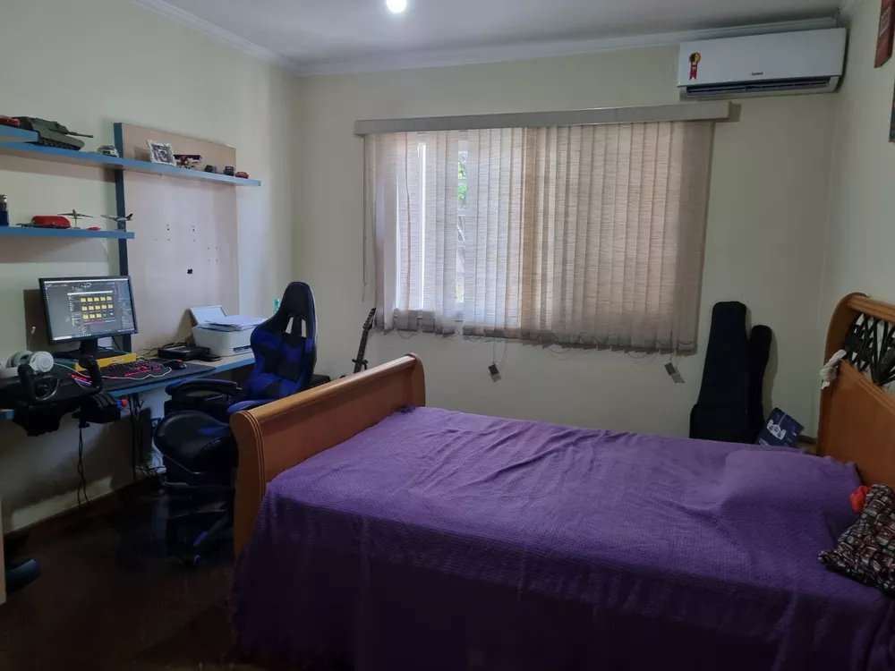 Sobrado à venda com 4 quartos, 256m² - Foto 11