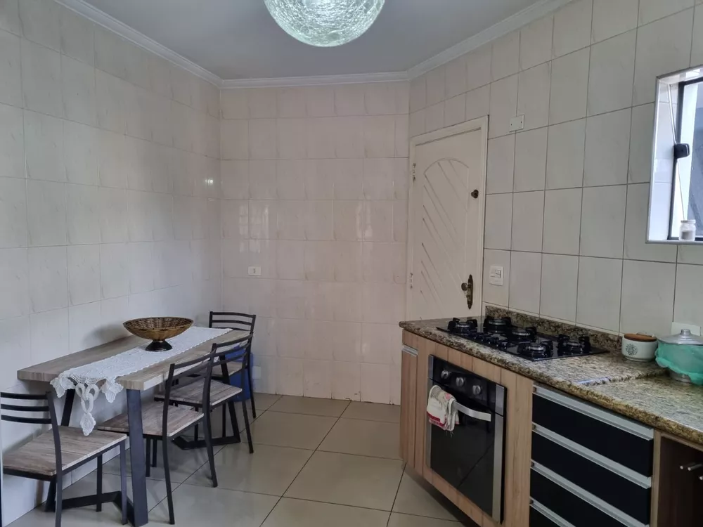 Sobrado à venda com 4 quartos, 256m² - Foto 5