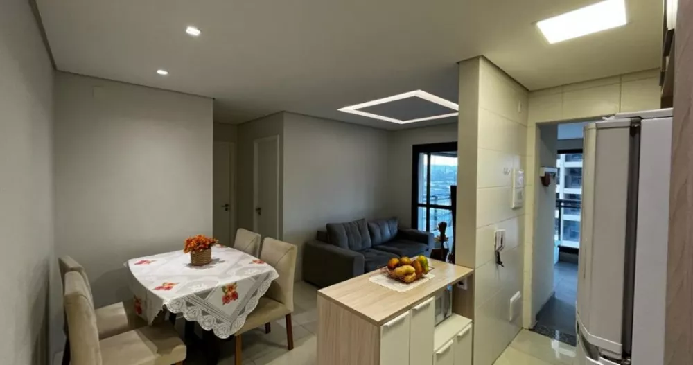 Apartamento à venda com 2 quartos, 61m² - Foto 3