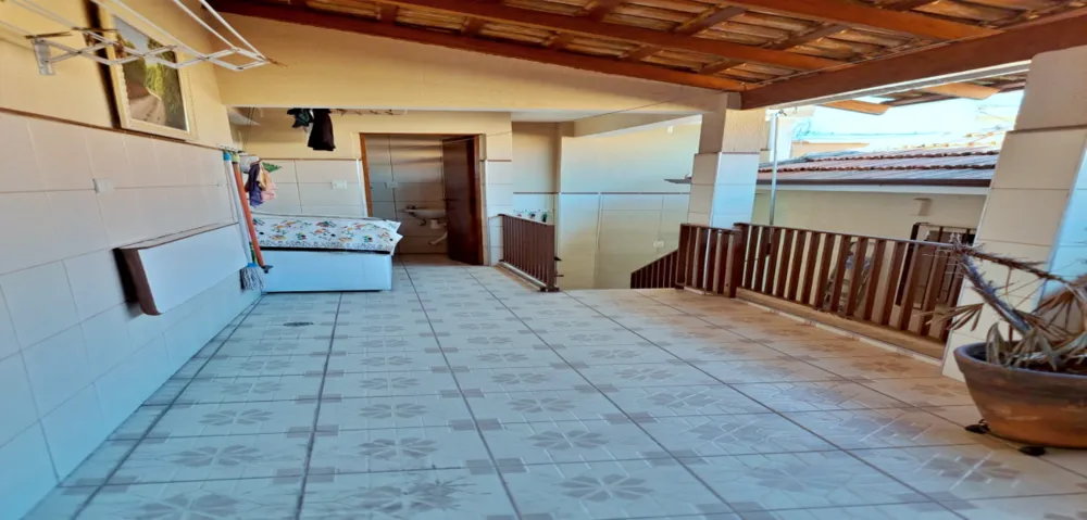 Casa, 3 quartos, 176 m² - Foto 2