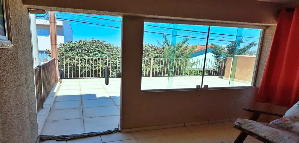 Casa, 3 quartos, 176 m² - Foto 4