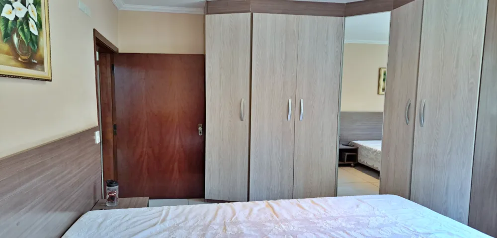 Casa, 3 quartos, 176 m² - Foto 1