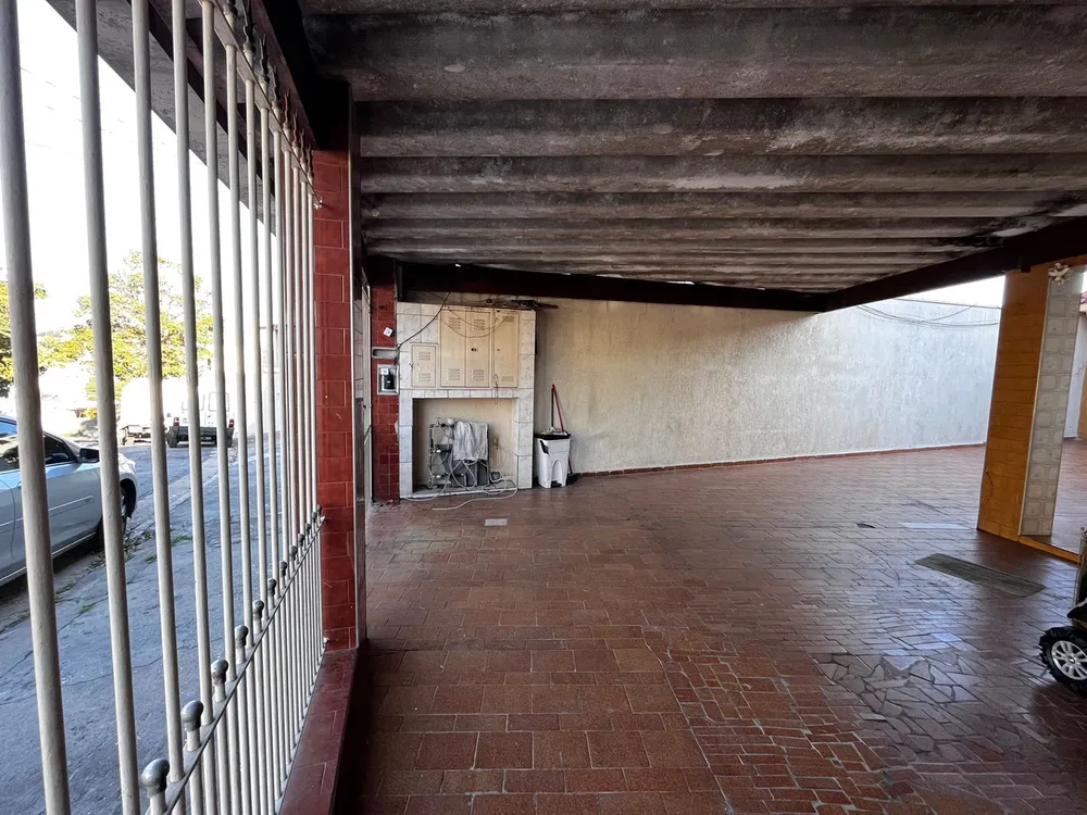 Casa, 5 quartos, 372 m² - Foto 1