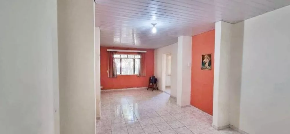 Casa à venda com 5 quartos, 200m² - Foto 1