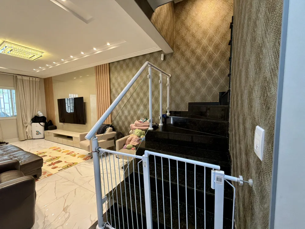 Sobrado, 3 quartos, 170 m² - Foto 1