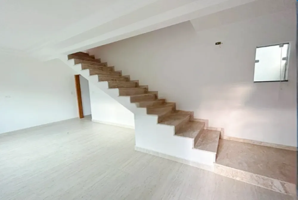 Sobrado, 3 quartos, 280 m² - Foto 1