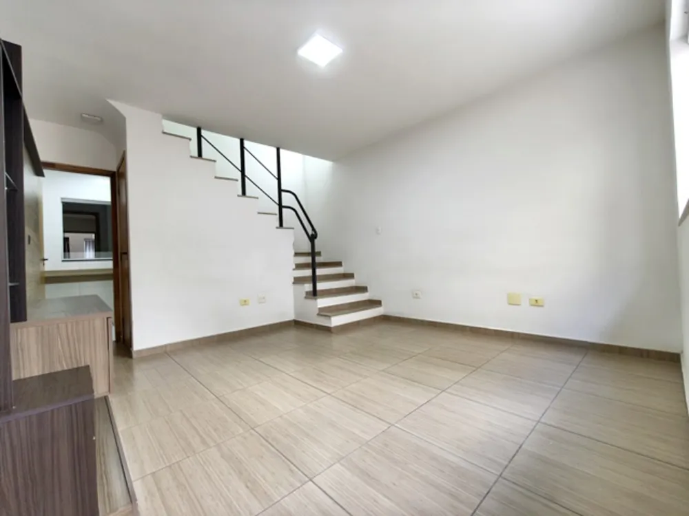 Sobrado, 2 quartos, 71 m² - Foto 2
