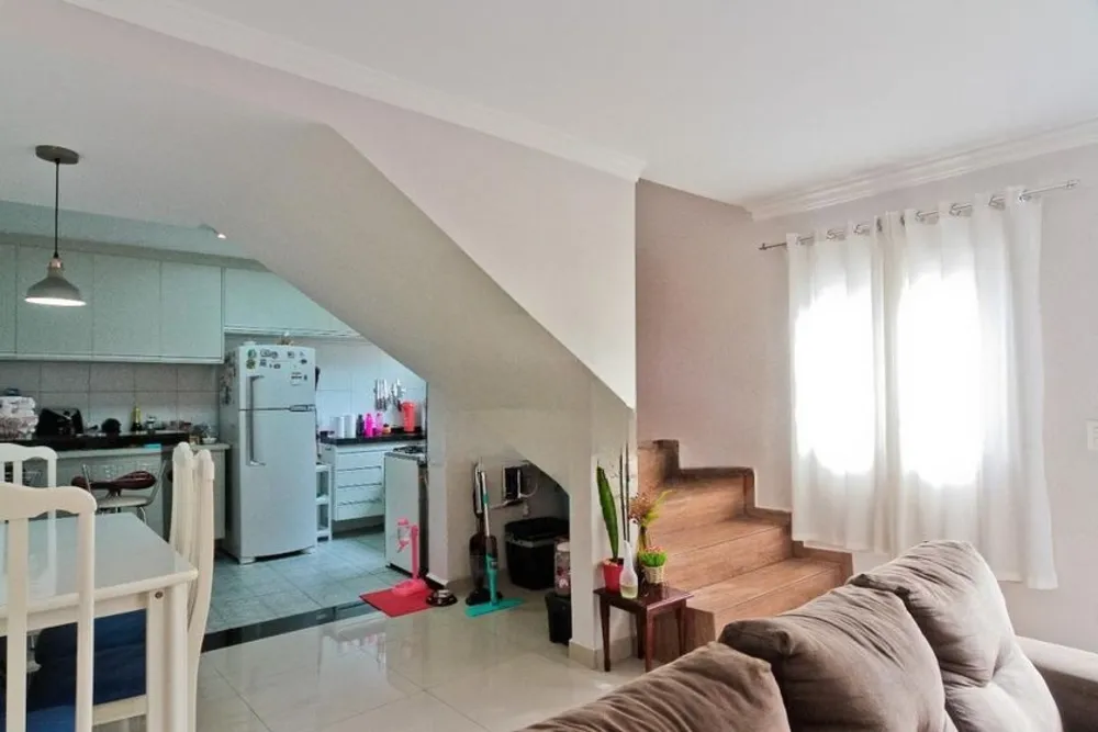 Casa, 3 quartos, 266 m² - Foto 1