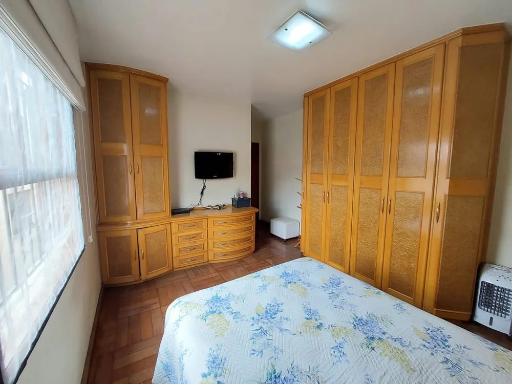 Sobrado, 4 quartos, 240 m² - Foto 2