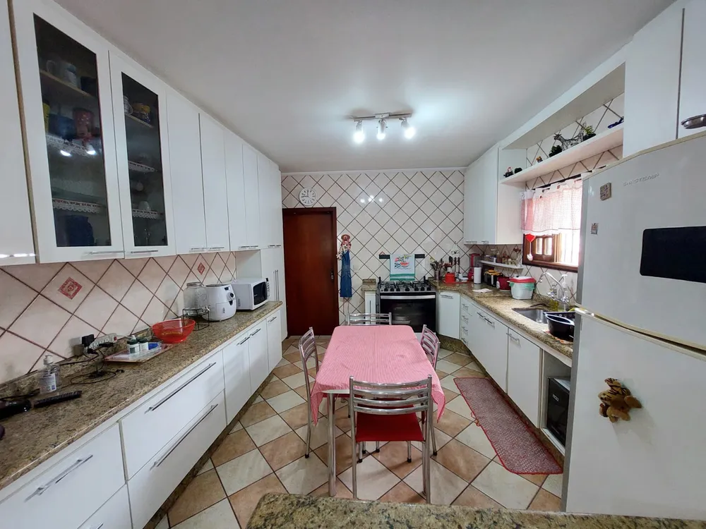 Sobrado, 4 quartos, 240 m² - Foto 11