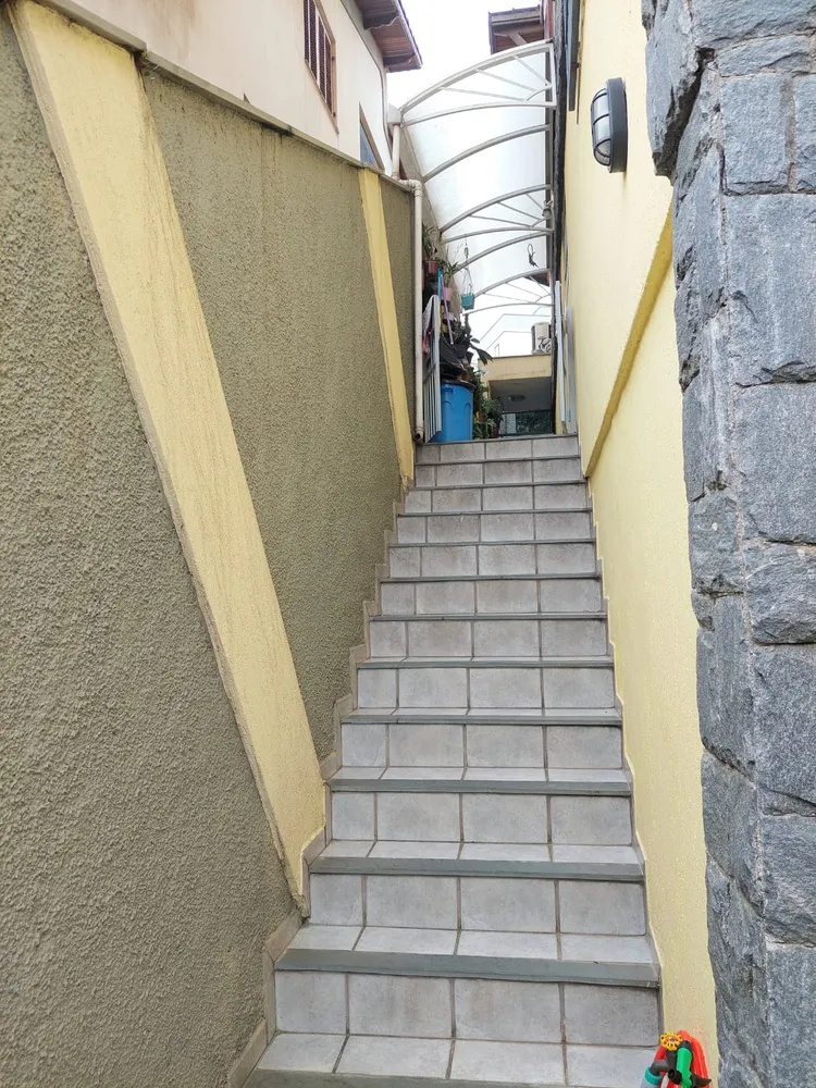 Sobrado, 4 quartos, 240 m² - Foto 1