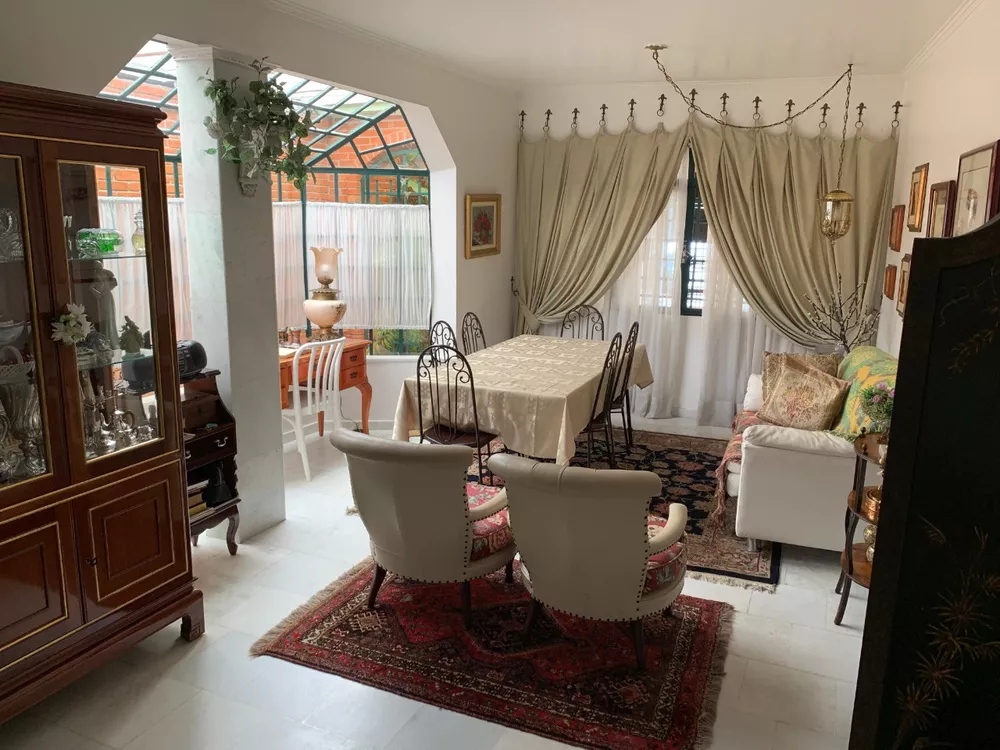 Sobrado à venda com 3 quartos, 151m² - Foto 1