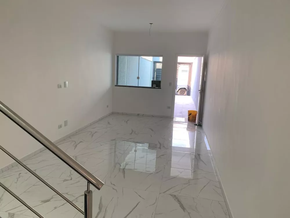 Sobrado à venda com 3 quartos, 150m² - Foto 2