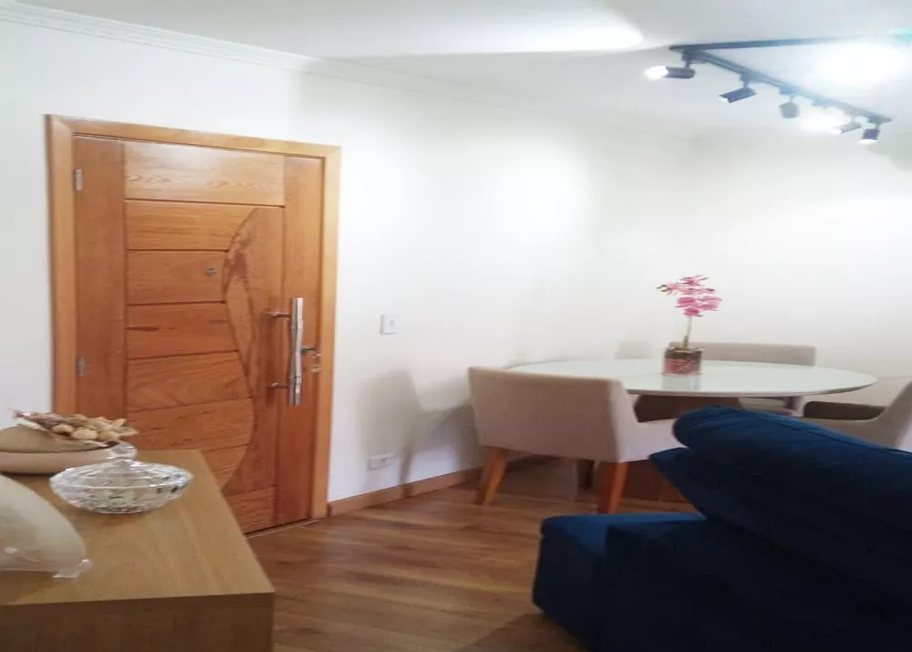 Apartamento à venda com 2 quartos, 62m² - Foto 1