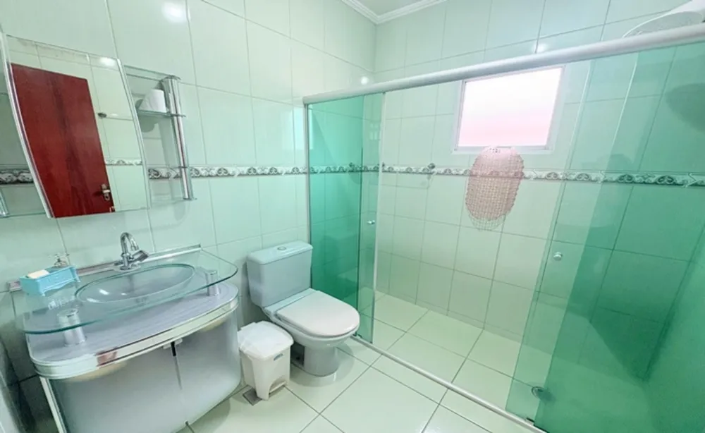 Sobrado, 3 quartos, 229 m² - Foto 1