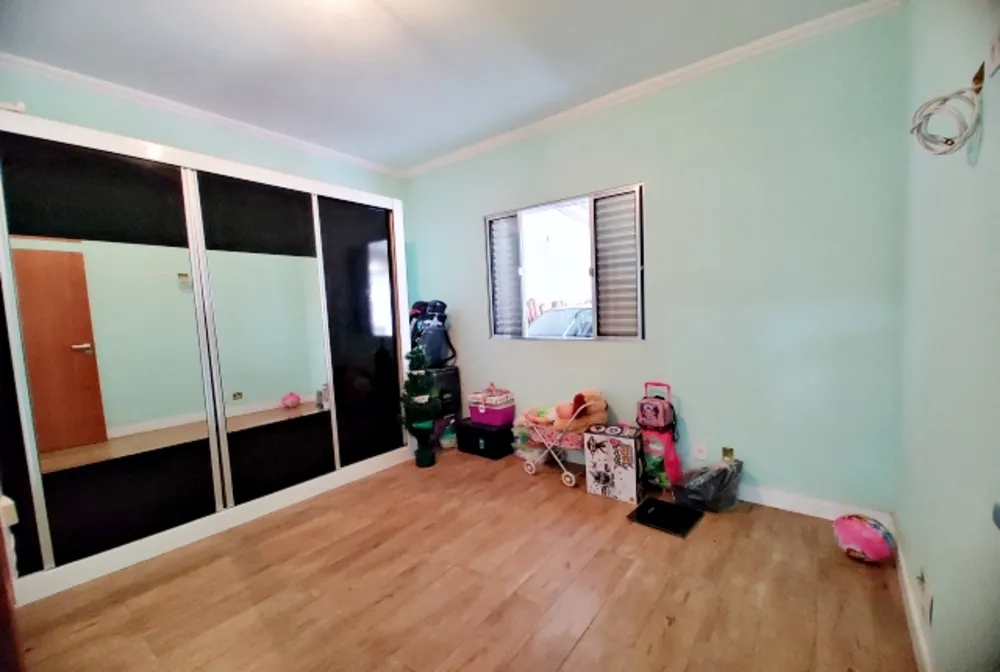 Casa, 6 quartos, 180 m² - Foto 2