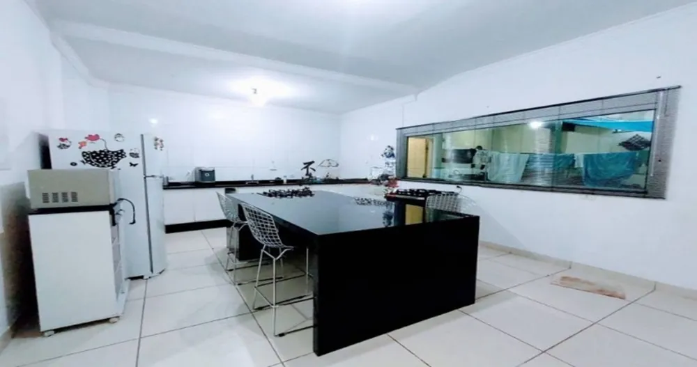 Sobrado, 4 quartos, 233 m² - Foto 3