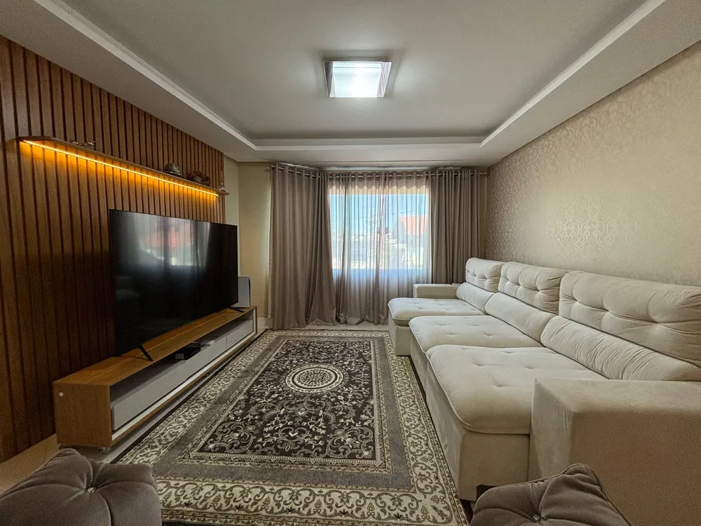 Sobrado, 4 quartos, 271 m² - Foto 1