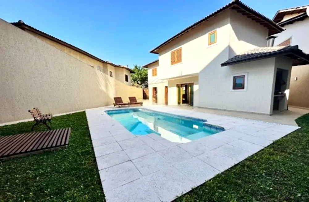 Sobrado, 3 quartos, 300 m² - Foto 1