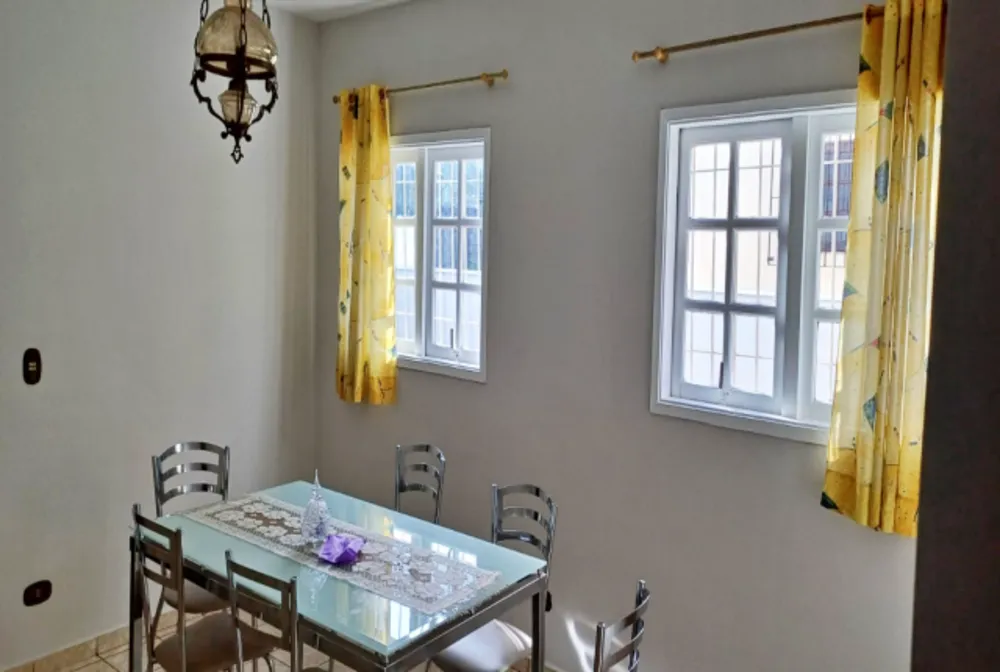 Sobrado, 3 quartos, 243 m² - Foto 2