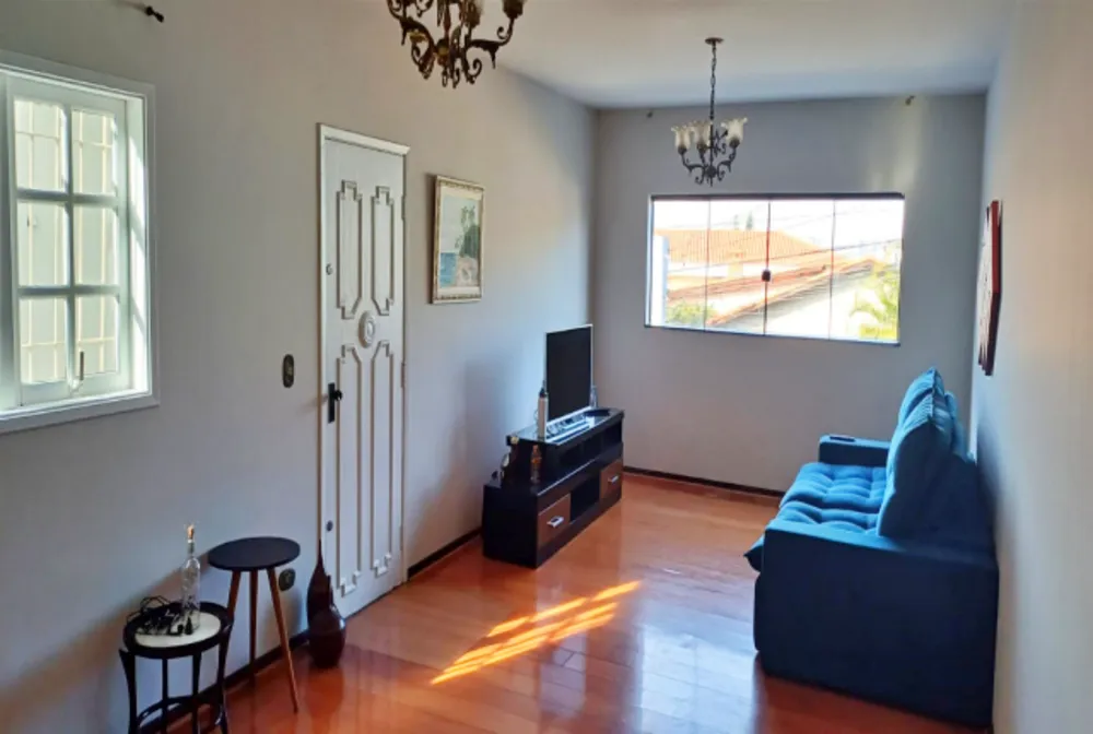 Sobrado, 3 quartos, 243 m² - Foto 1
