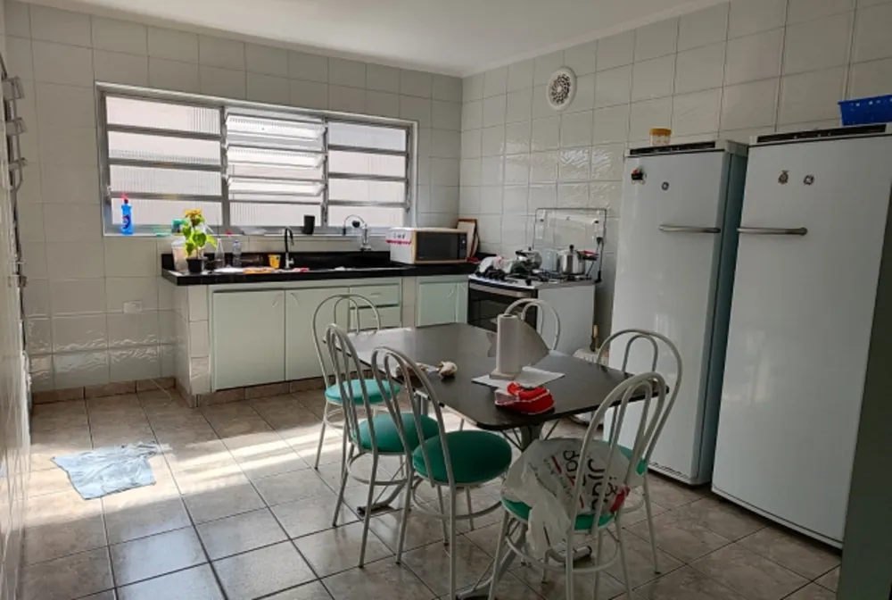 Sobrado, 3 quartos, 221 m² - Foto 2