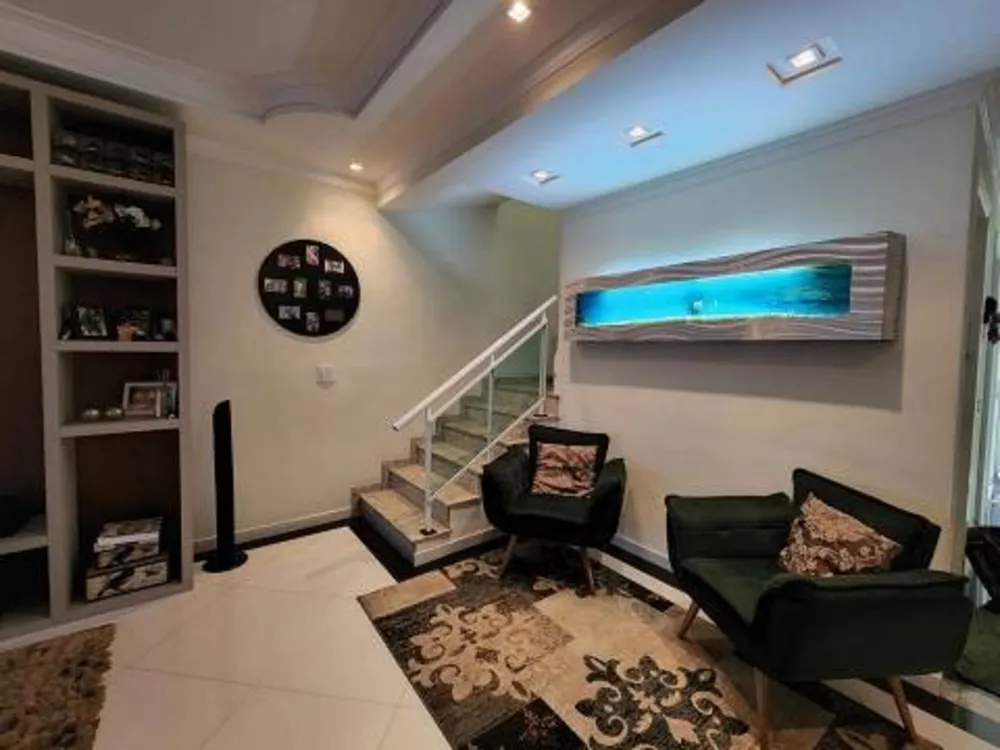 Sobrado, 3 quartos, 340 m² - Foto 2