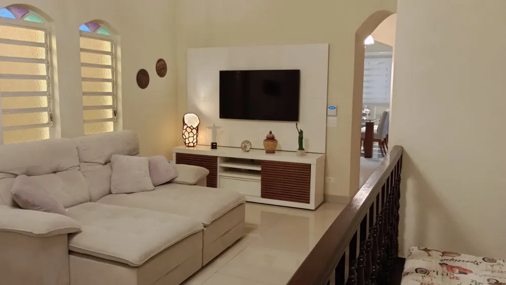 Sobrado, 3 quartos, 366 m² - Foto 1