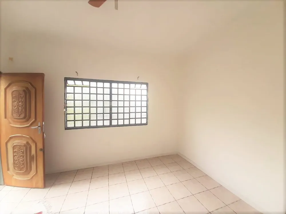 Casa, 3 quartos, 270 m² - Foto 1