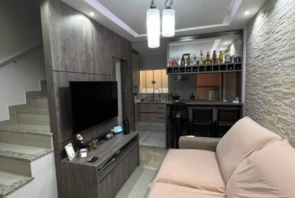 Sobrado à venda com 2 quartos, 74m² - Foto 2