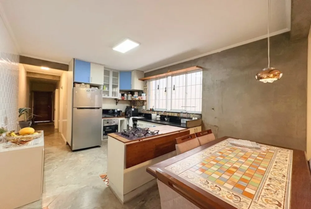 Casa, 4 quartos, 250 m² - Foto 9