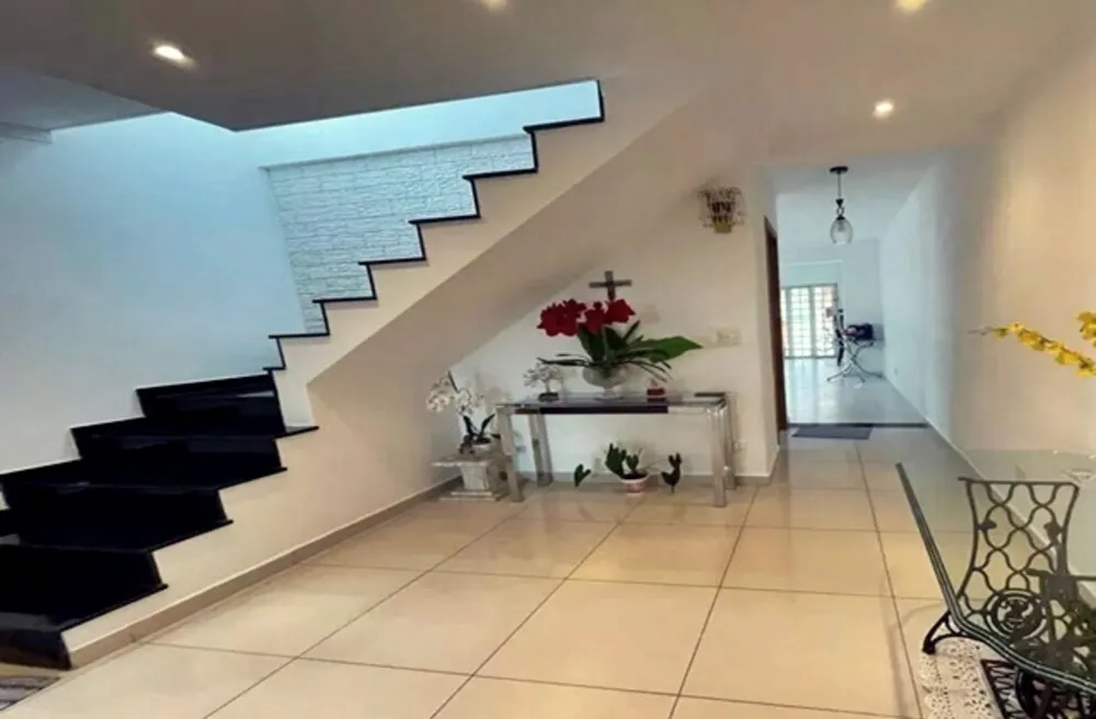 Sobrado, 3 quartos, 268 m² - Foto 3