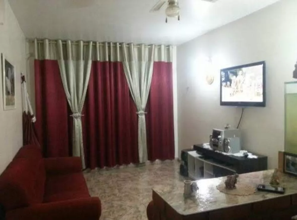 Sobrado à venda com 2 quartos, 160m² - Foto 1