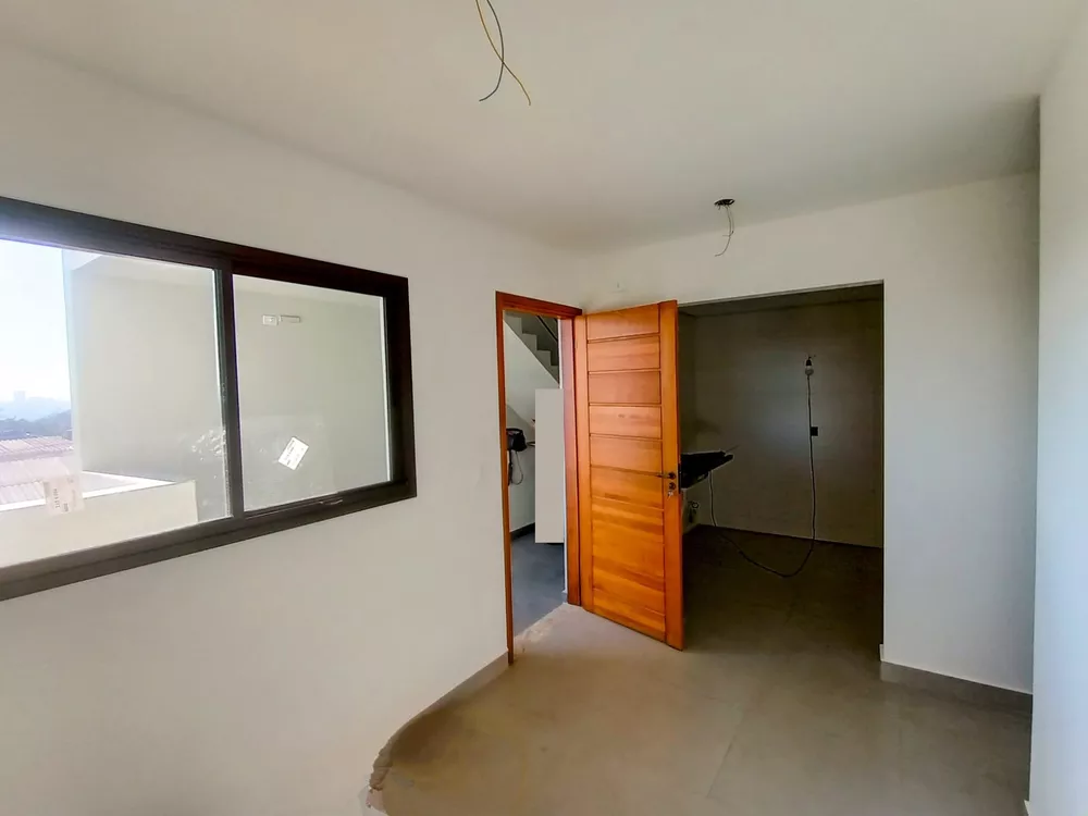 Apartamento à venda com 2 quartos, 37m² - Foto 1