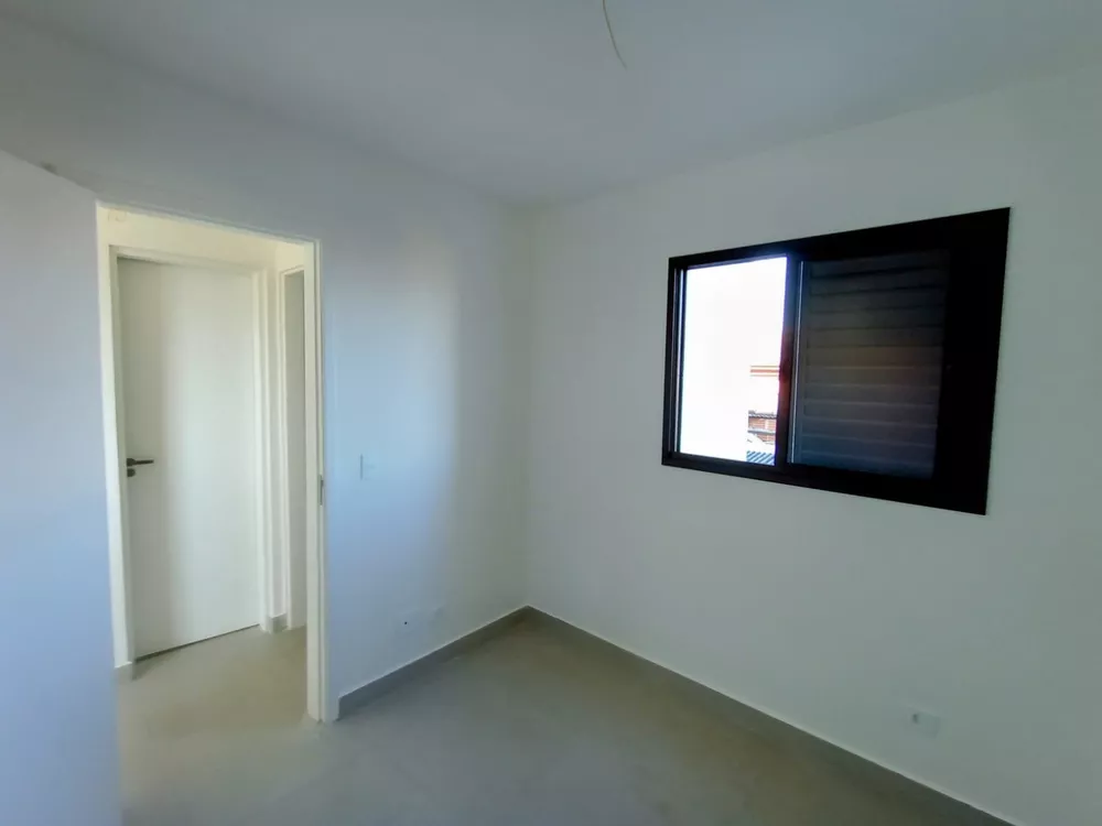 Apartamento à venda com 2 quartos, 37m² - Foto 13