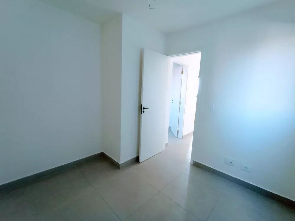 Apartamento à venda com 2 quartos, 37m² - Foto 18